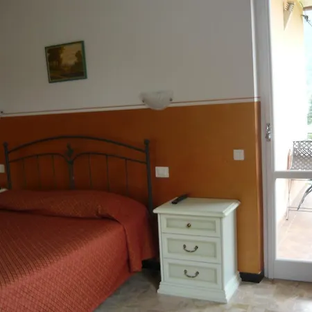 Le Collinette Gospodarstwo agroturystyczne Villanova d'Albenga